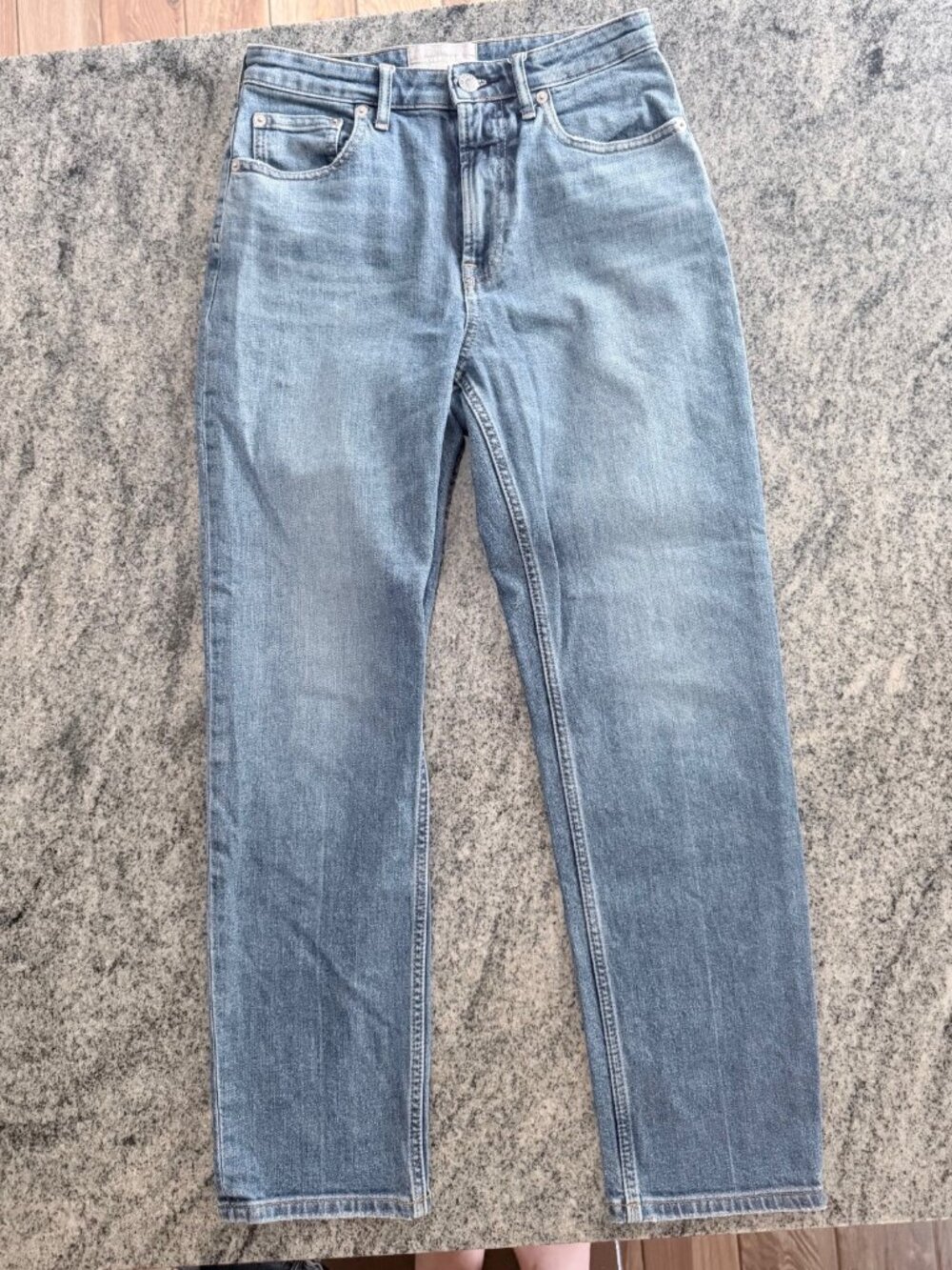 Everlane | The High Rise | Straight Jean | Size 27